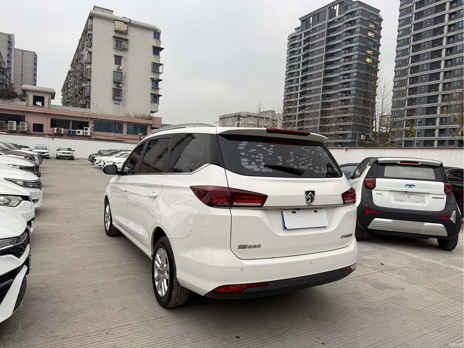 Wuling 360, 2020 11