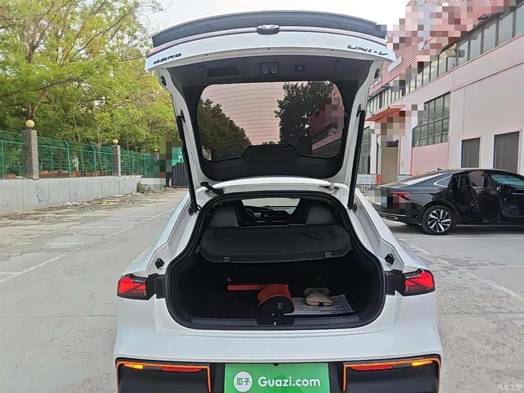 Changan UNI-V, 2024 15