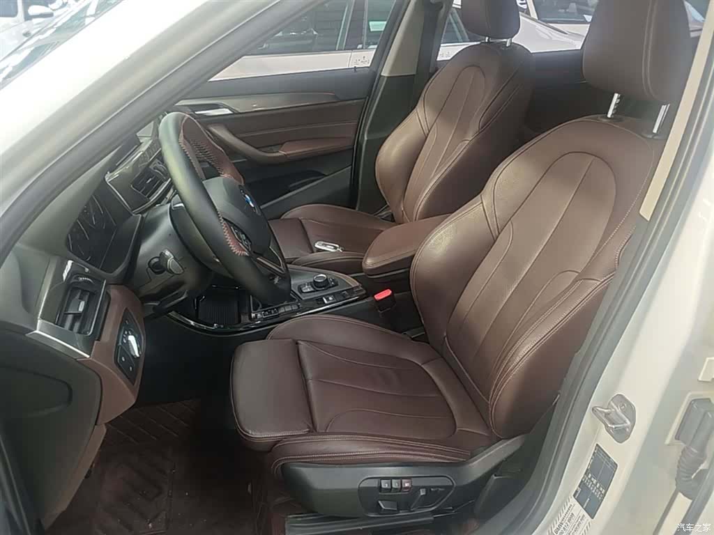 BMW X1, 2018 11