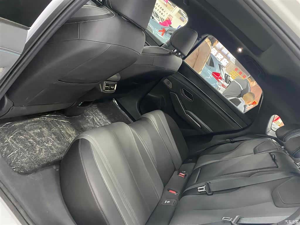 BYD Qin, 2025 12