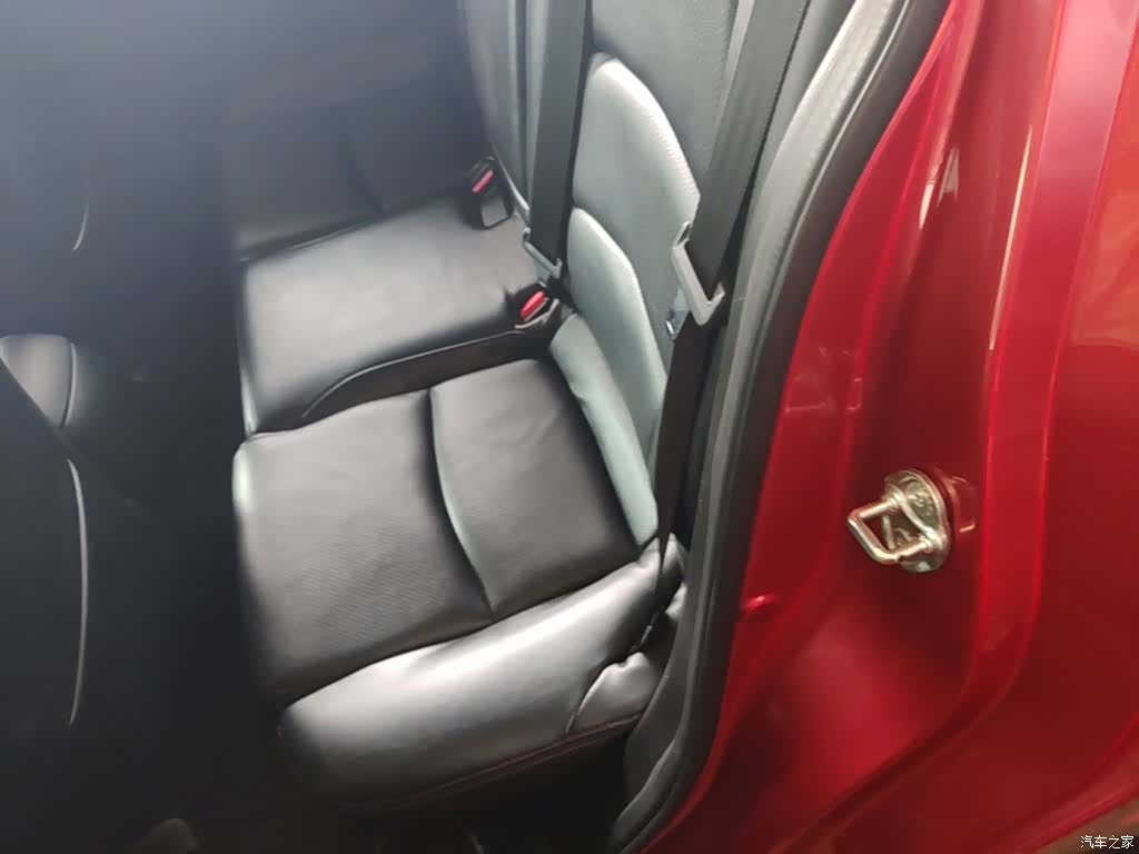 Mazda Mazda3, 2016 17