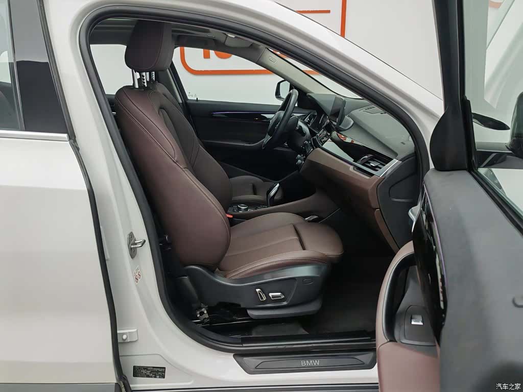 BMW X2, 2021 23
