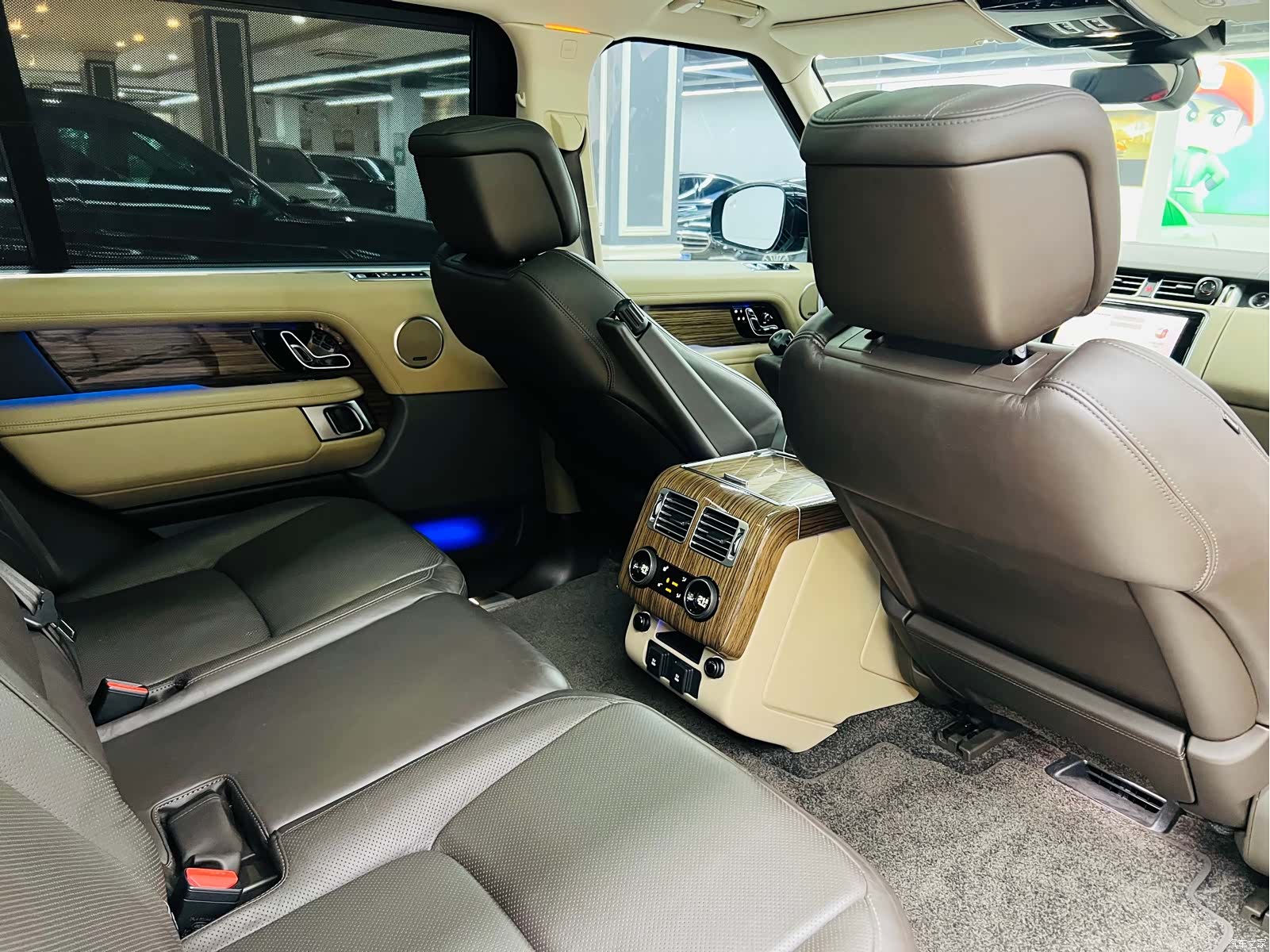 Land Rover Range Rover, 2019 11