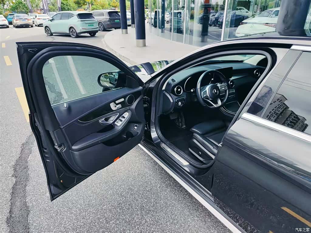 Mercedes-Benz C-Class, 2020 13