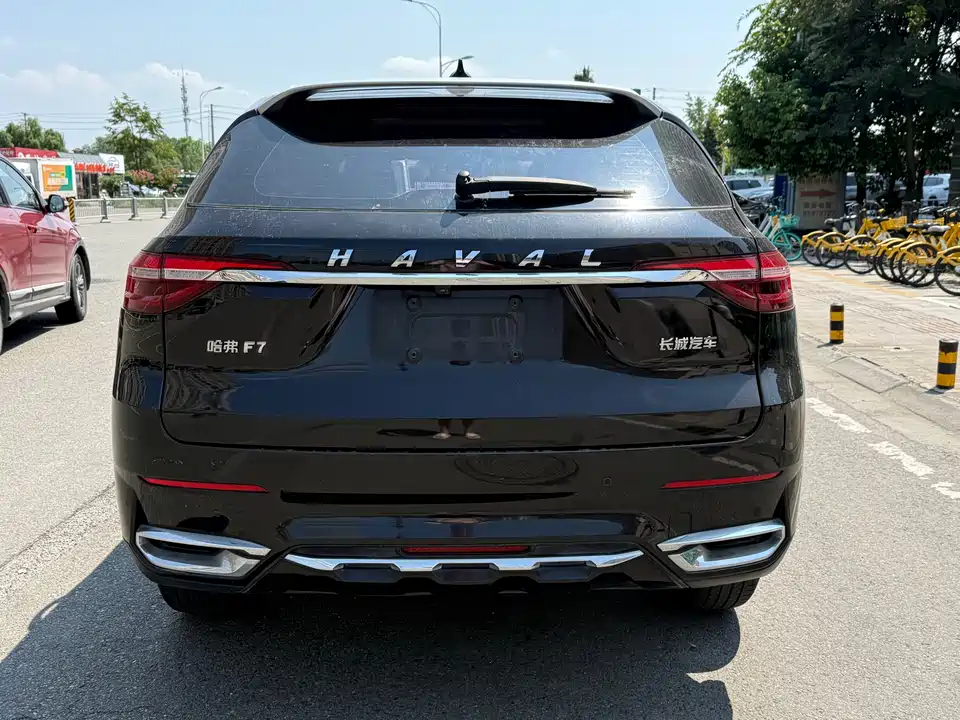 Haval F7