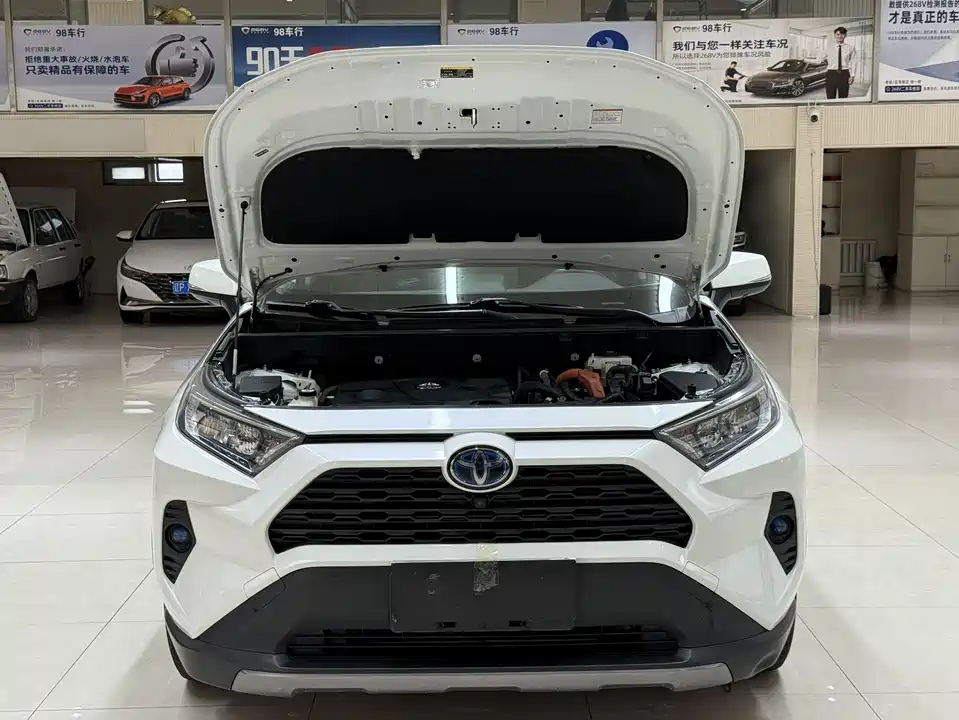 Toyota RAV4 Rongfang
