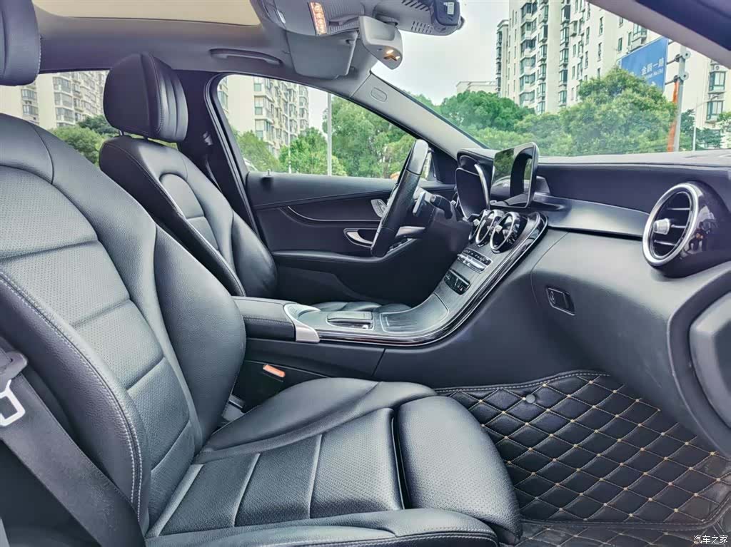 Mercedes-Benz C-Class, 2020 19
