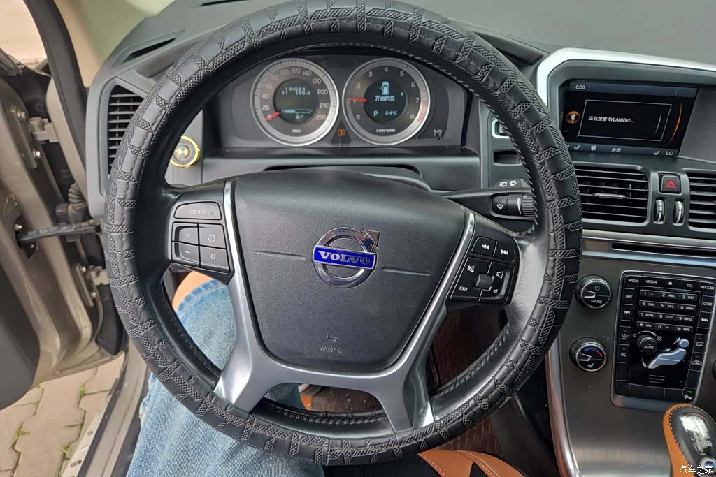 Volvo XC60, 2012 15