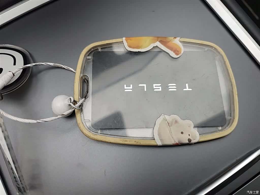 Tesla Model Y, 2024 9