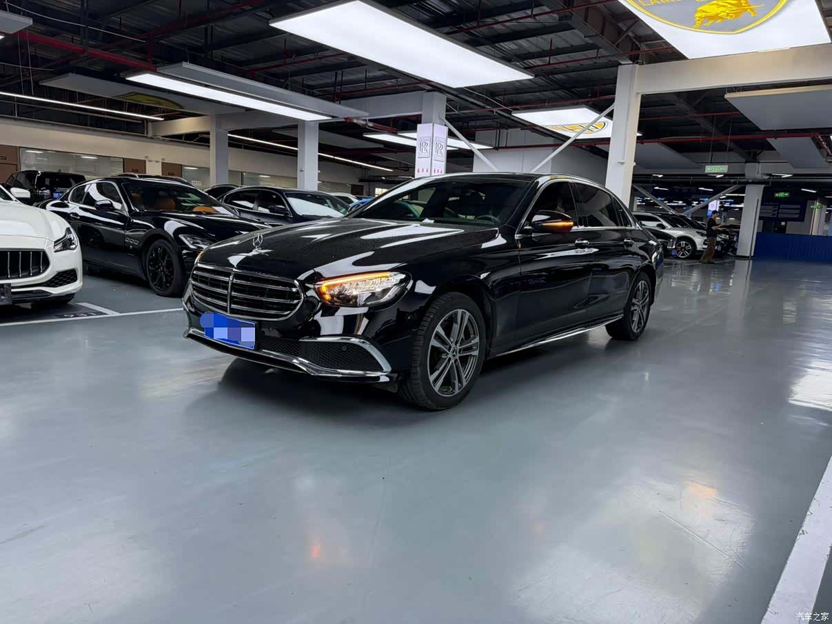 Mercedes-Benz E-Class, 2022 1