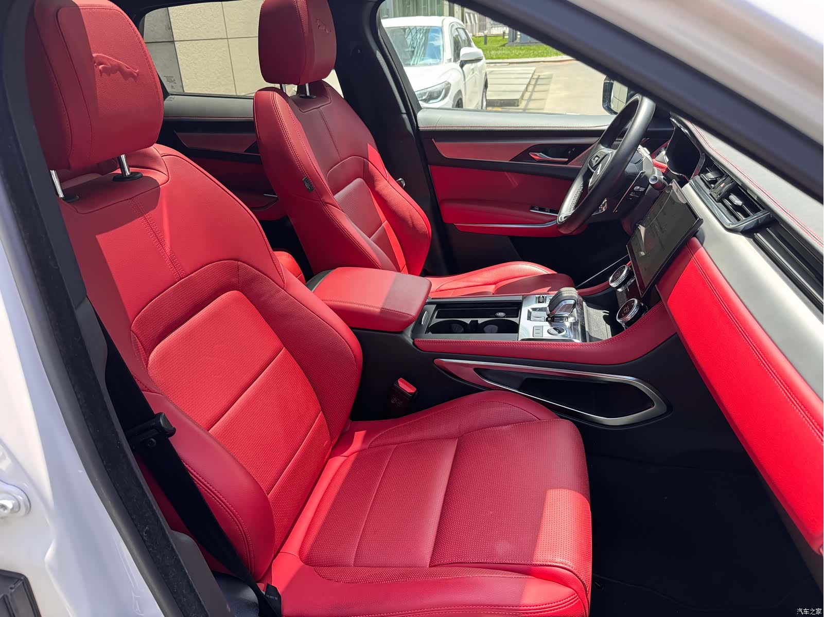 Jaguar F-PACE, 2024 20