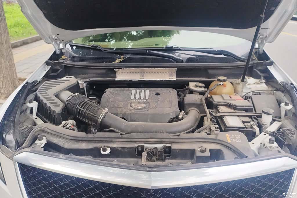 Cadillac XT5, 2019 10