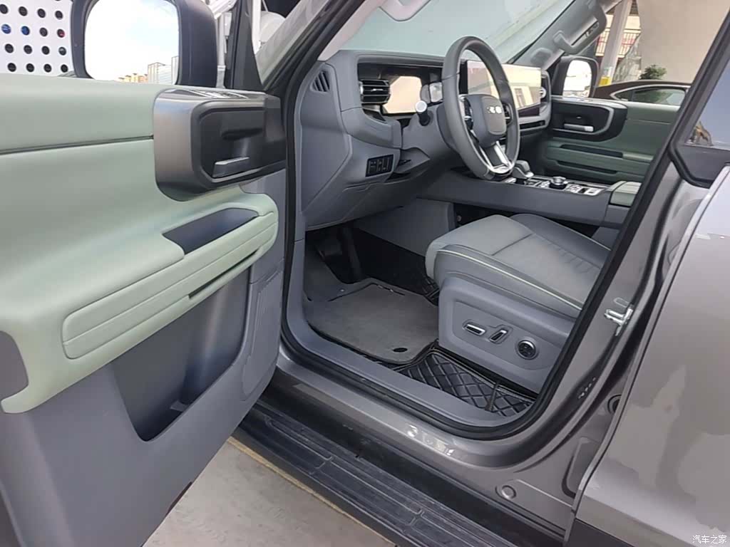 BAIC BJ40, 2025 16