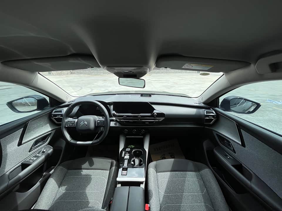 Citroen Versailles C5 X