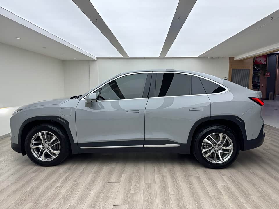 NIO EC6