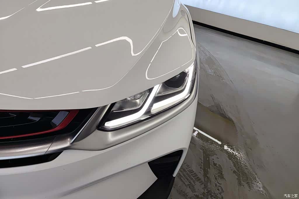 Geely Coolray, 2021 все фото