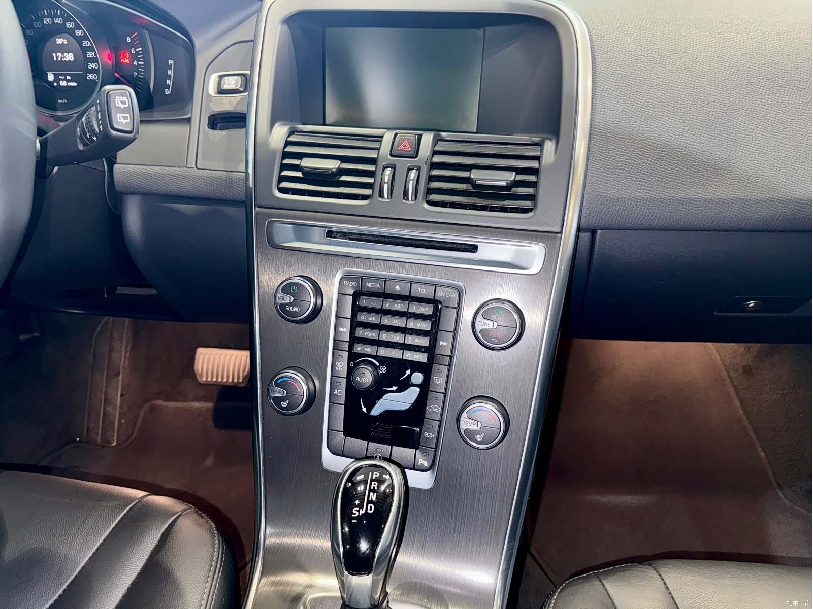 Volvo XC60, 2014 9