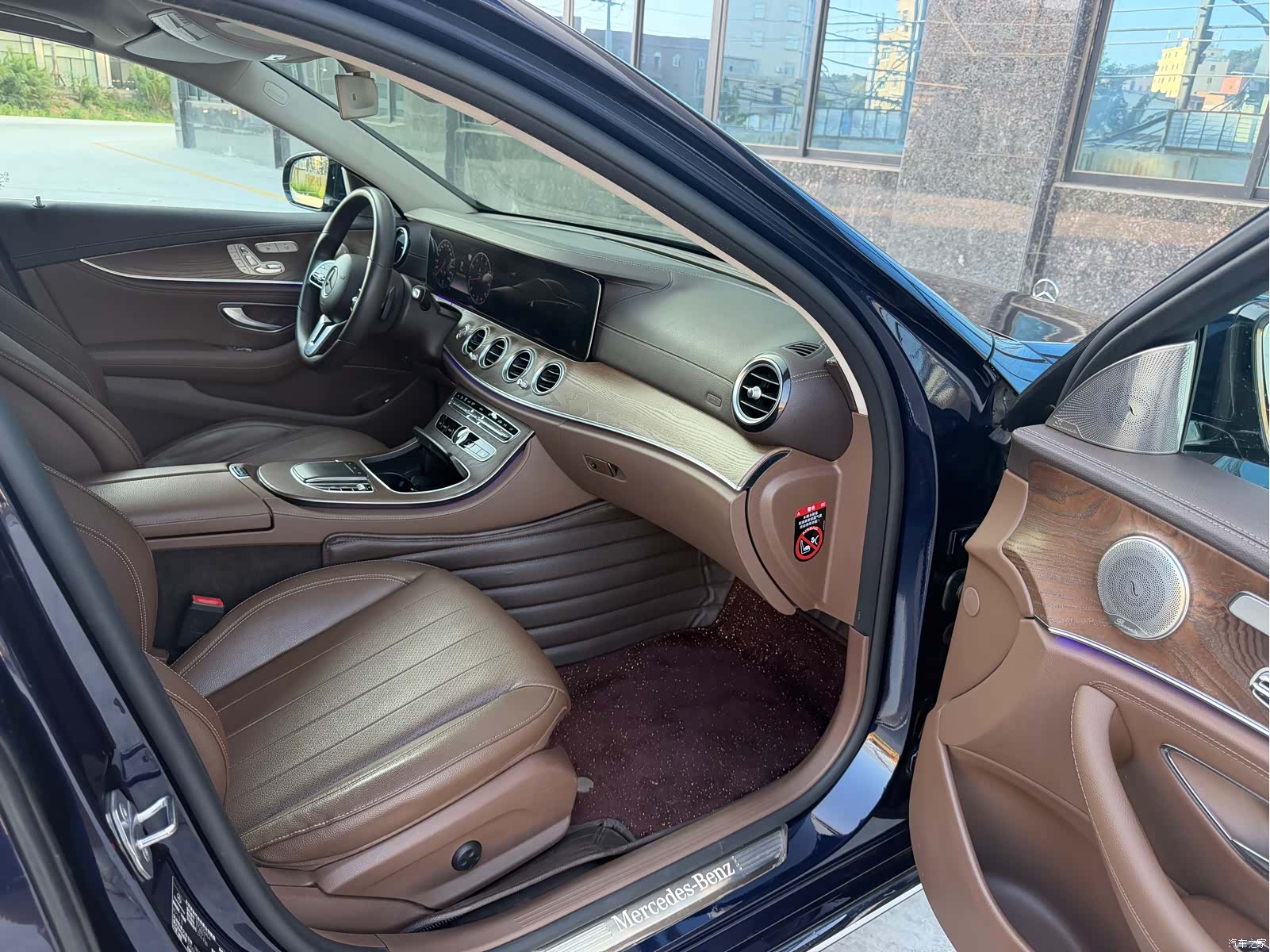 Mercedes-Benz E-Class, 2019 8