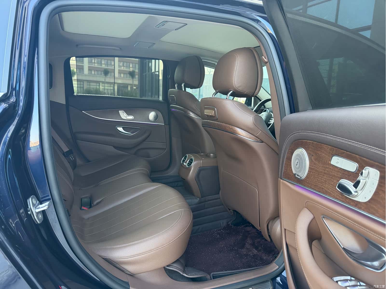 Mercedes-Benz E-Class, 2019 11