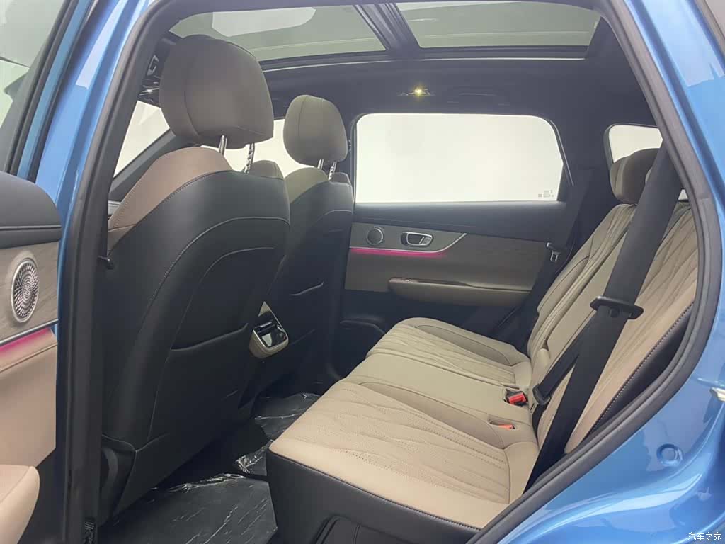 Chery Tiggo 8 Plus, 2025 12
