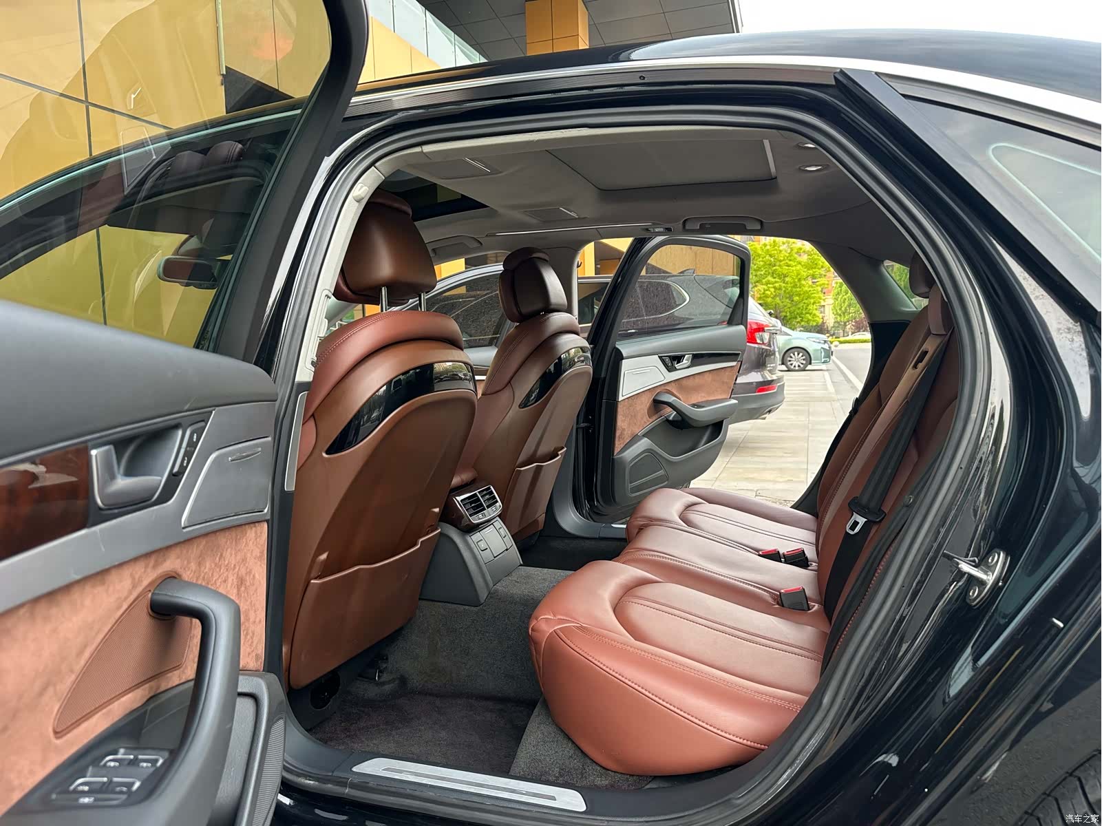 Audi A8L, 2014 4