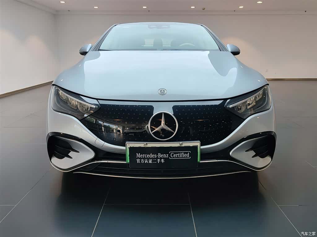 Mercedes-Benz EQE, 2025 4