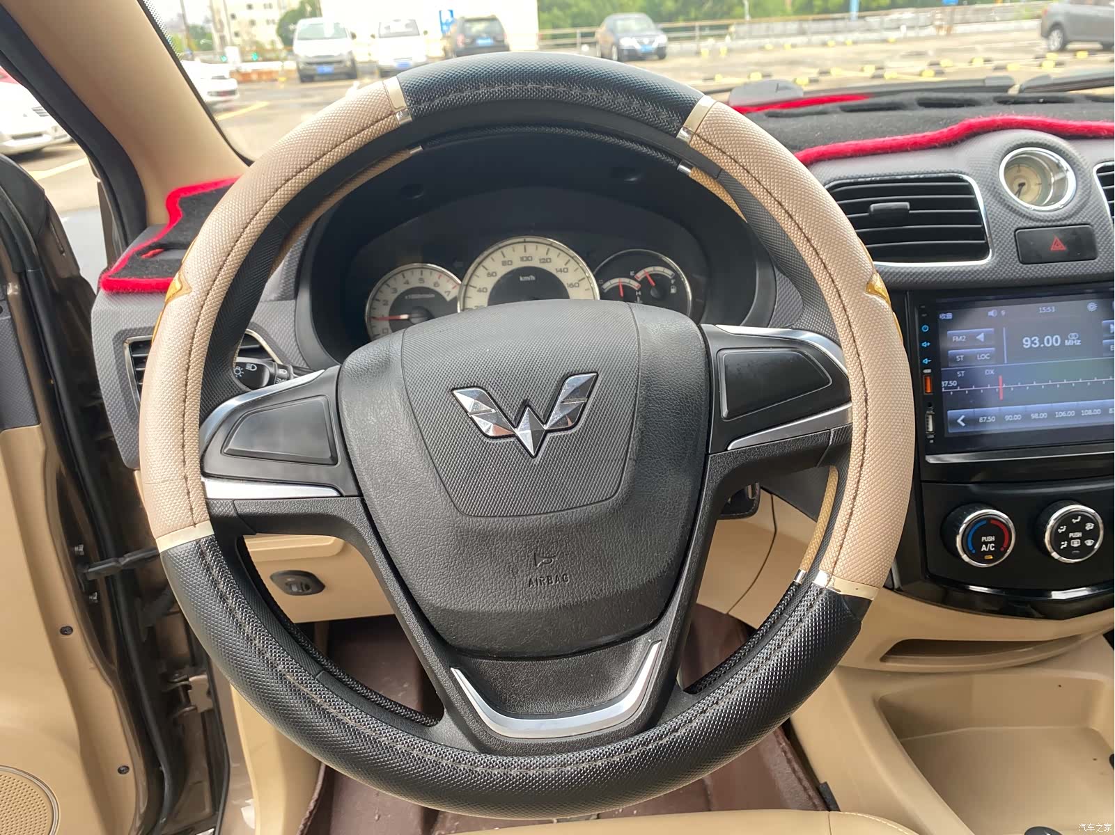 Wuling Hongguang, 2015 11