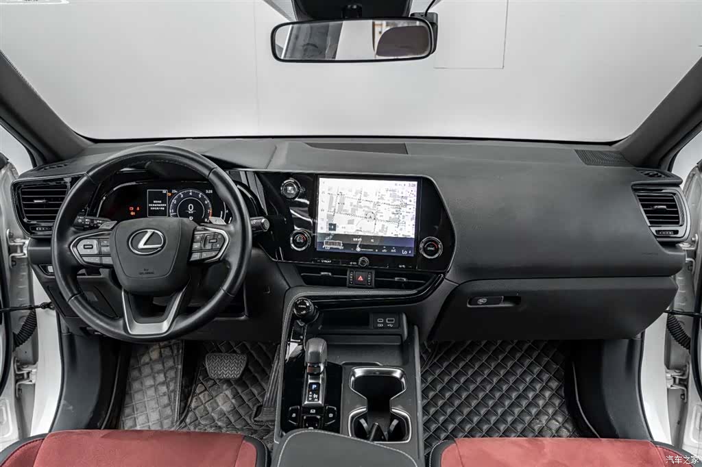 Lexus NX, 2023 26