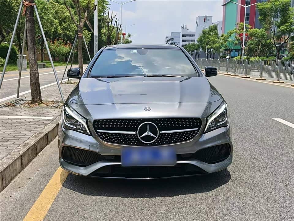 Mercedes-Benz CLA