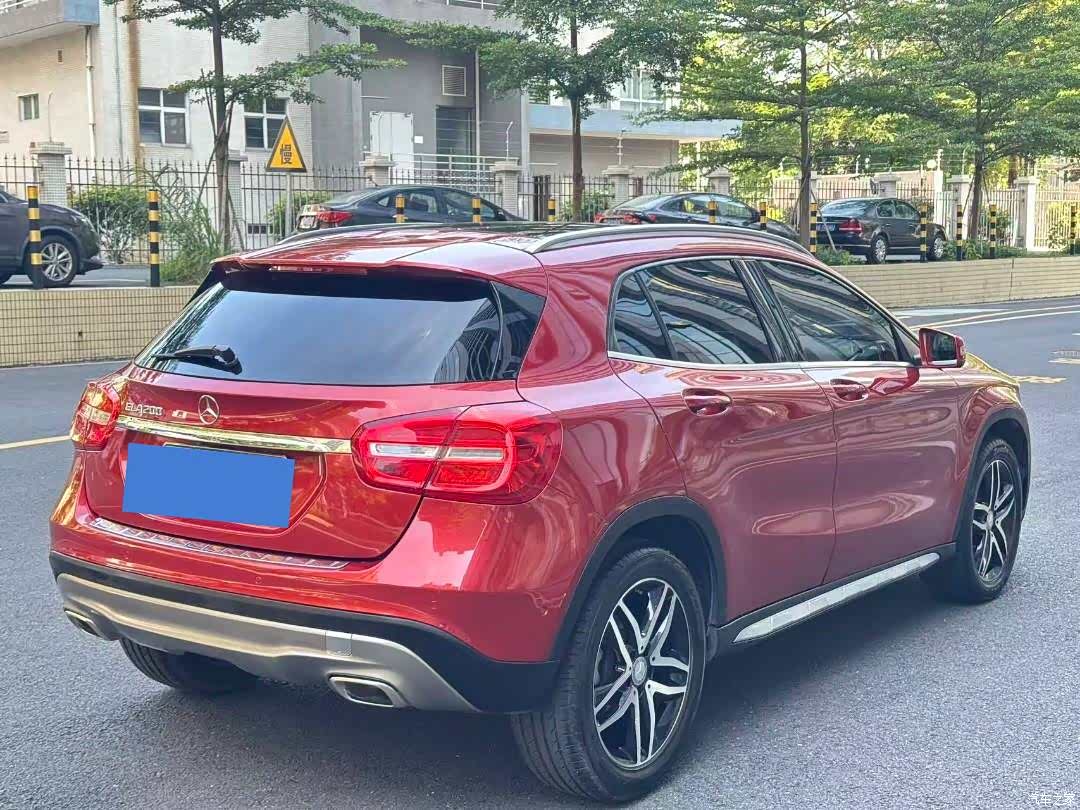 Mercedes-Benz GLA, 2015 4