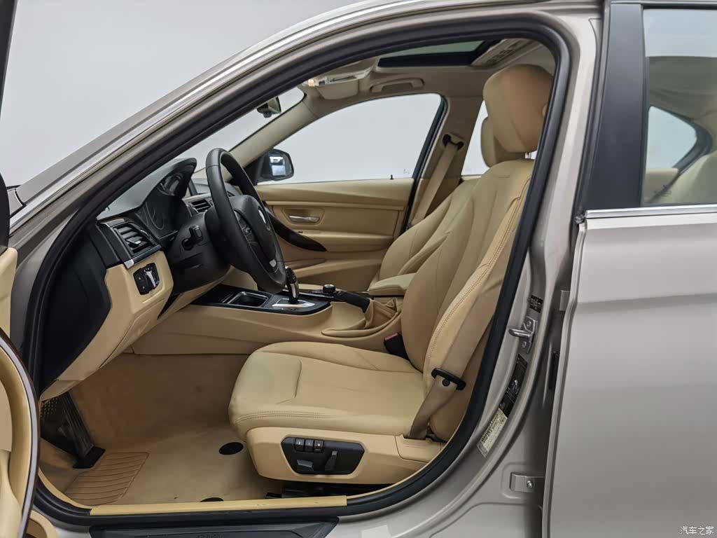 BMW 3 Series, 2013 10