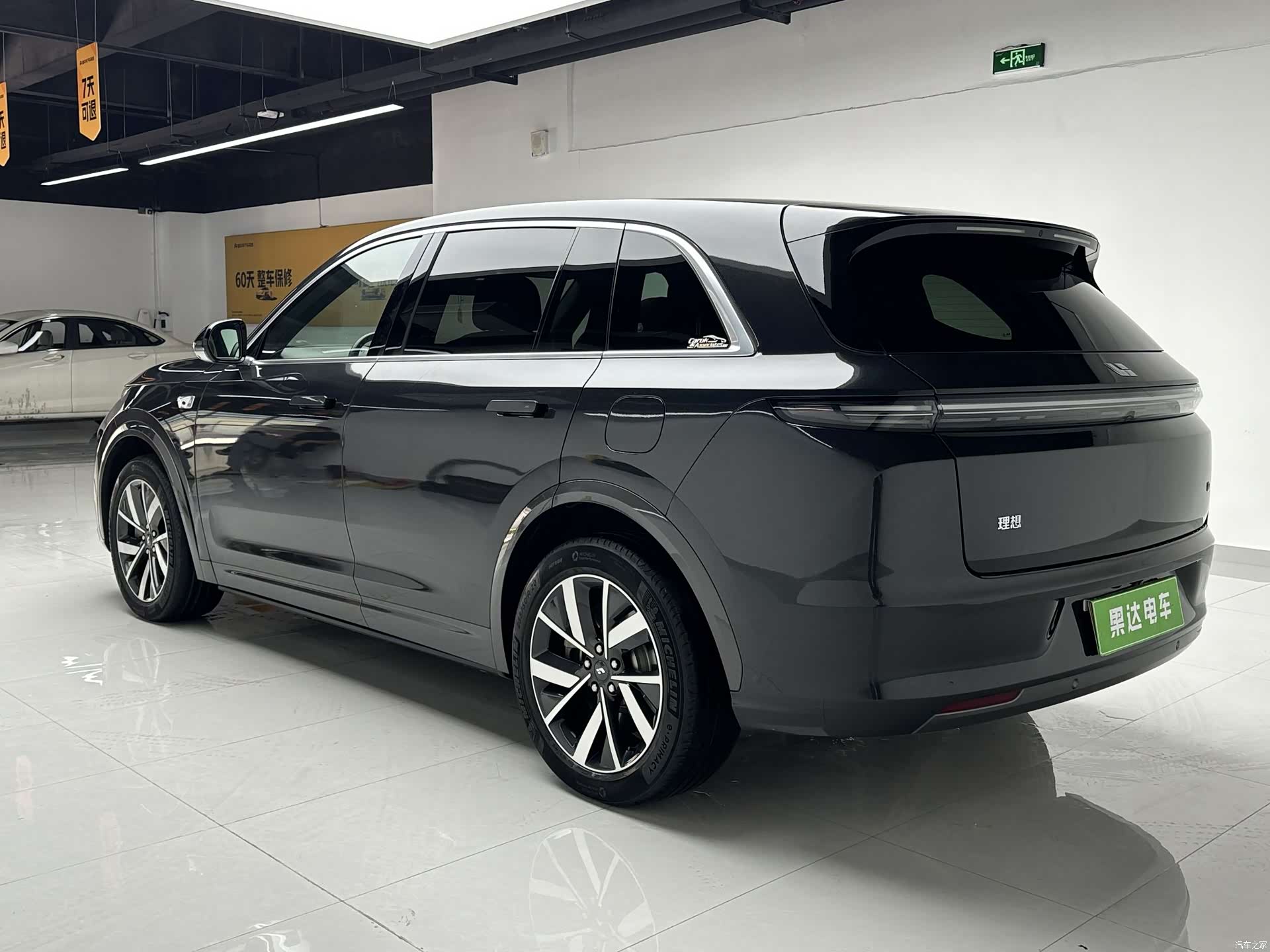 Li Auto L7, 2023 все фото