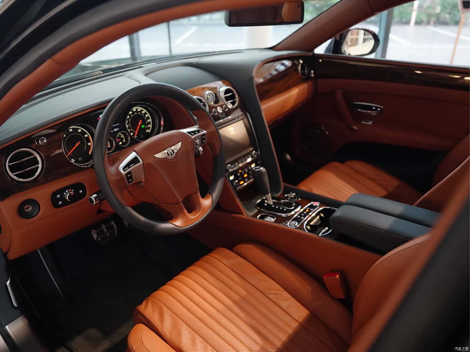 Bentley Flying Spur, 2018 4