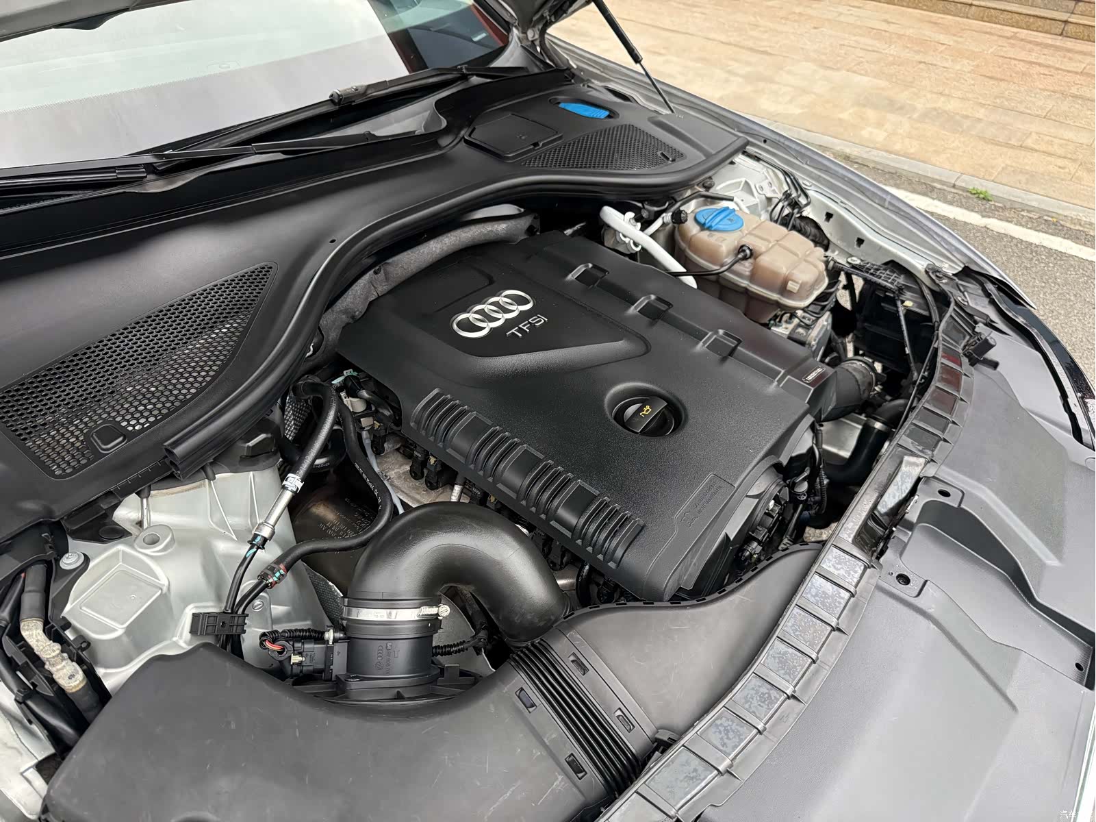 Audi A6L, 2014 27