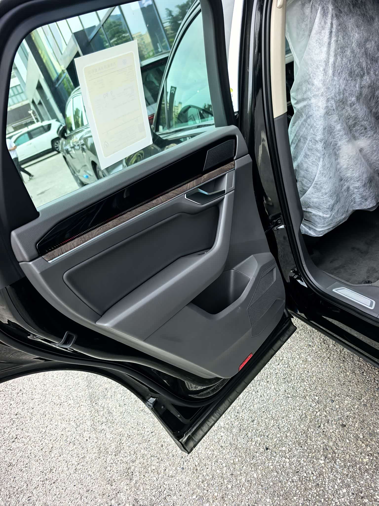Volkswagen Touareg, 2026 7