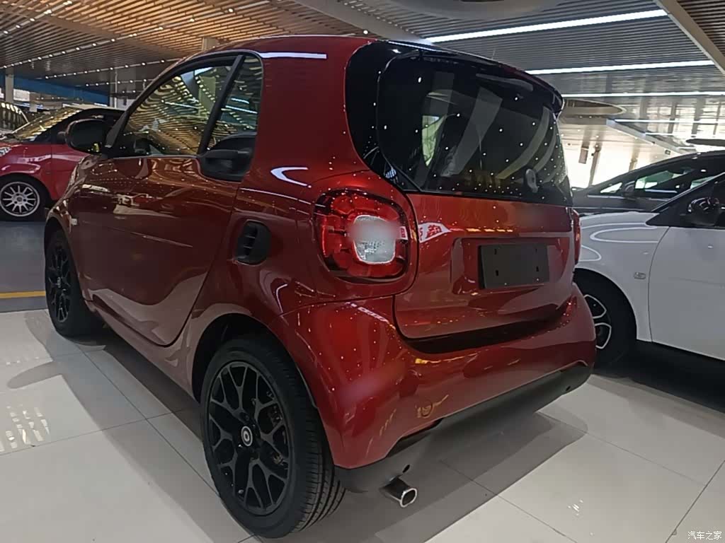 Smart Fortwo, 2019 все фото