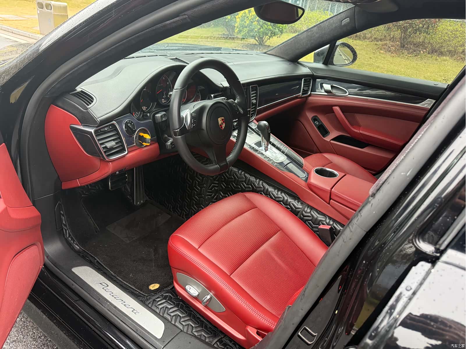 Porsche Panamera, 2011 11
