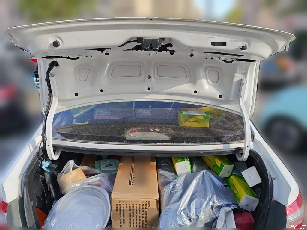 Kia K2, 2015 10
