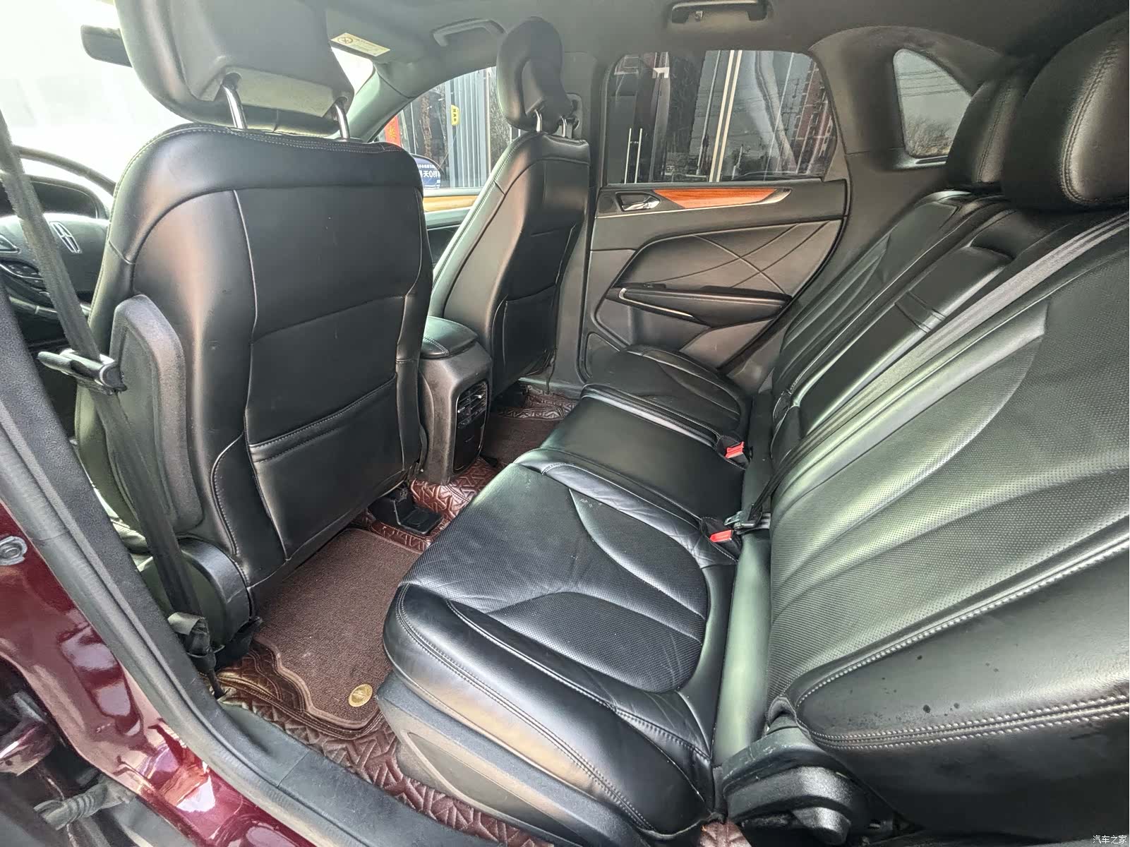 Lincoln MKC, 2016 8