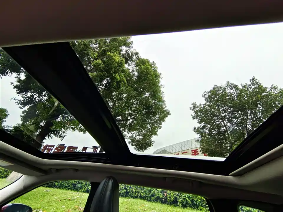 Jeep Free light