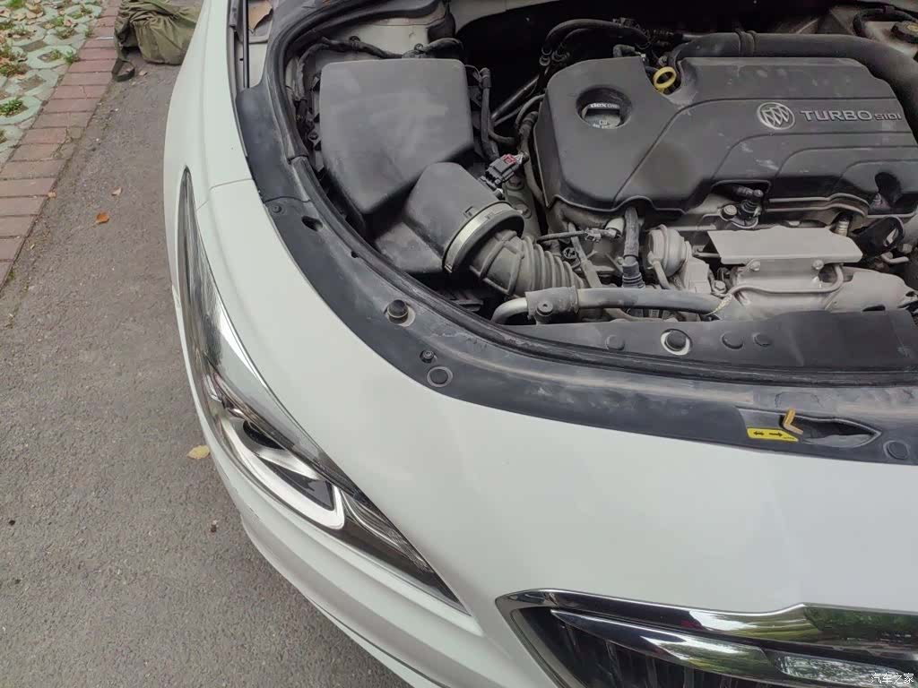 Buick LaCrosse, 2017 21