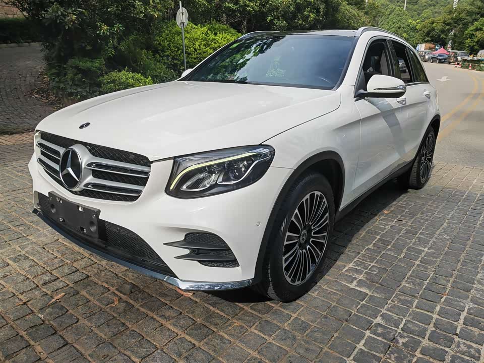 Mercedes-Benz GLC Mercedes-Benz GLC