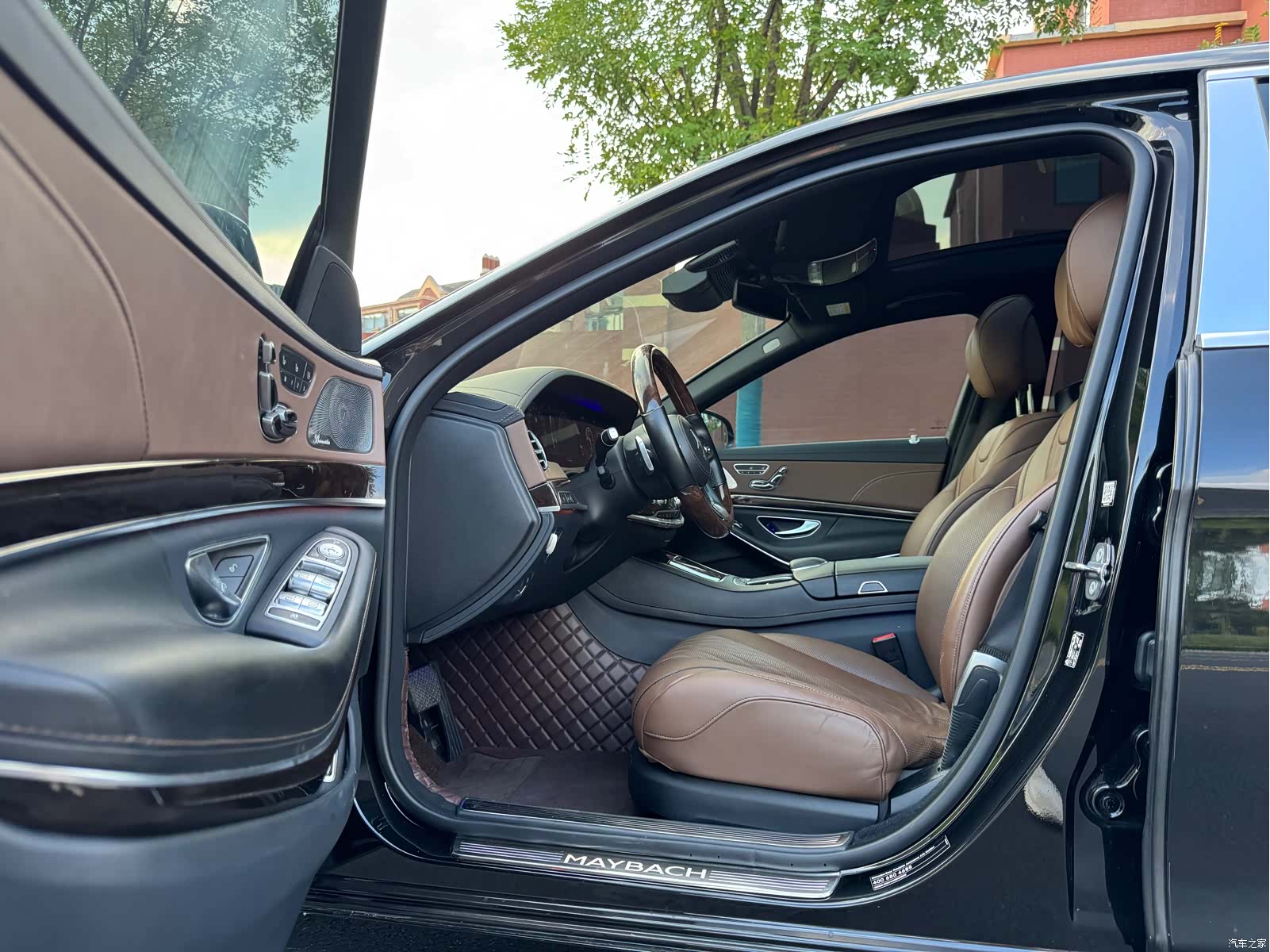 Maybach S-Class, 2018 4