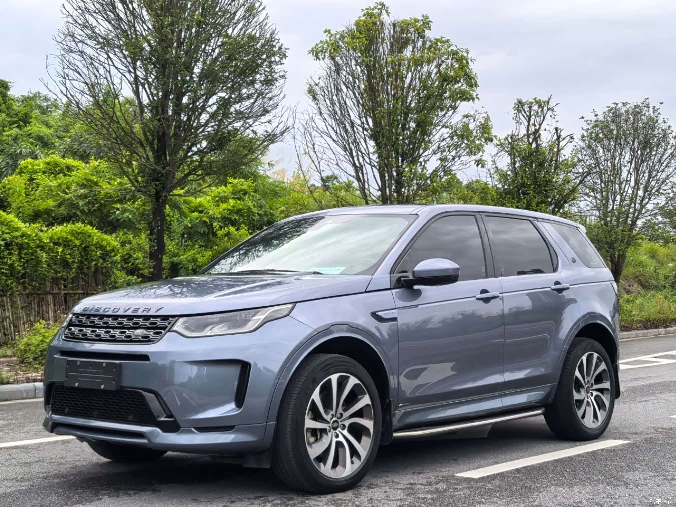 Land Rover Discovery, 2020 1