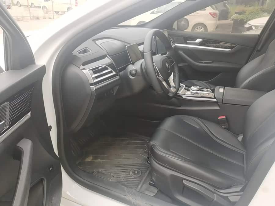 BYD Qin PLUS 2025, фото 16