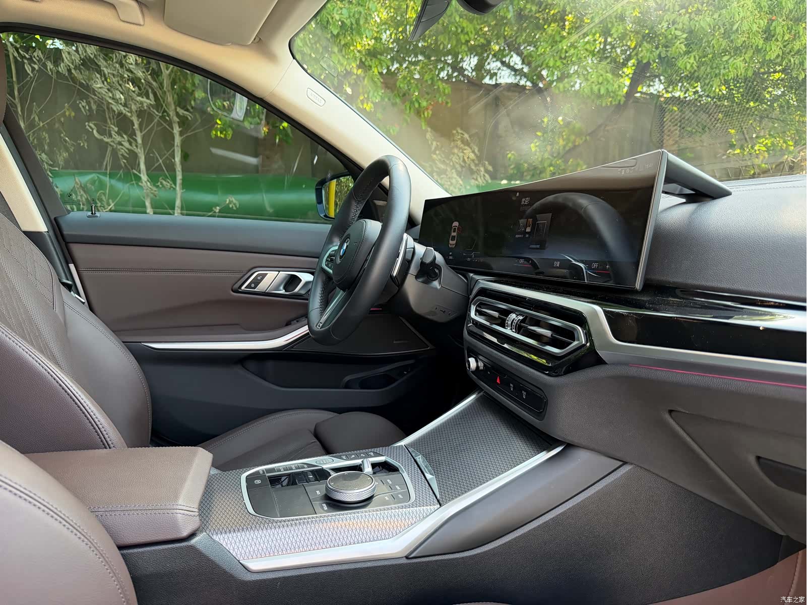 BMW 3 Series, 2023 11