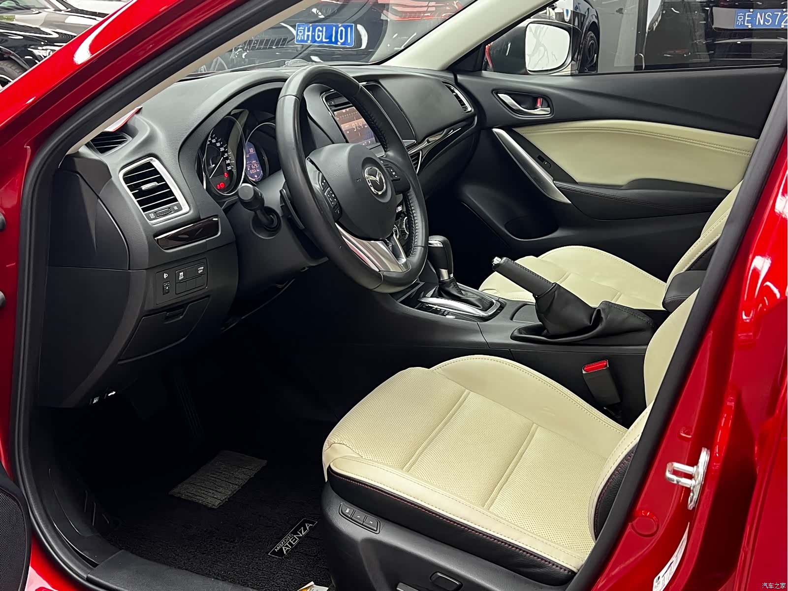 Mazda Atenza, 2015 13