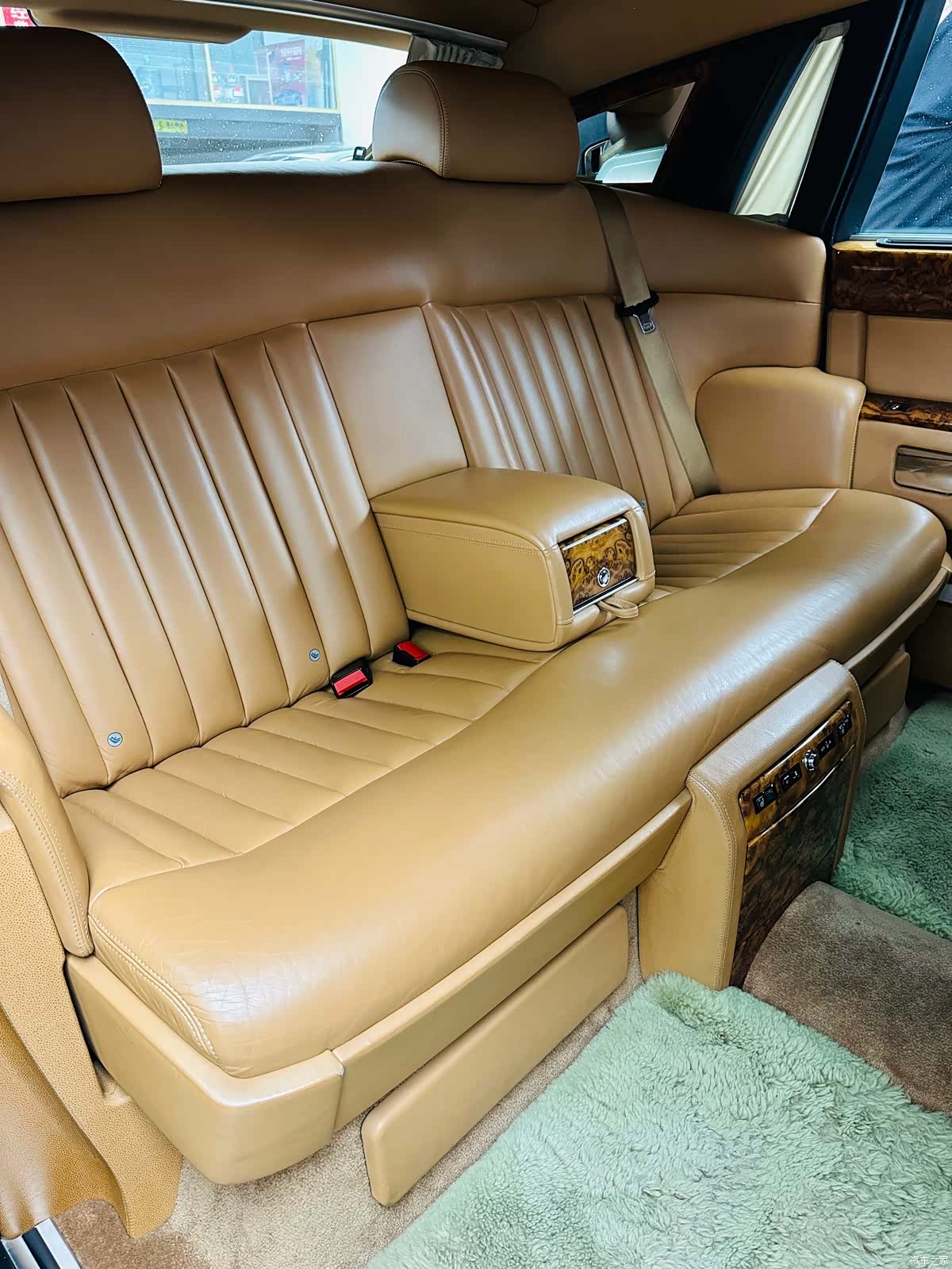 Rolls-Royce Phantom, 2008 4