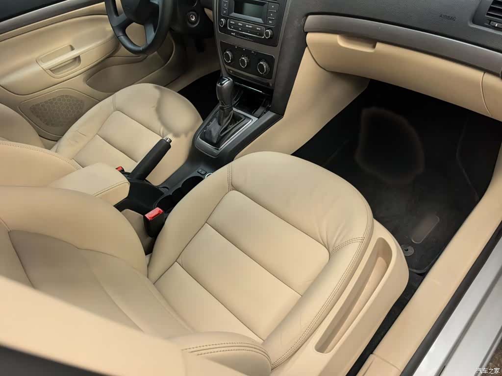 Skoda Octavia, 2015 14