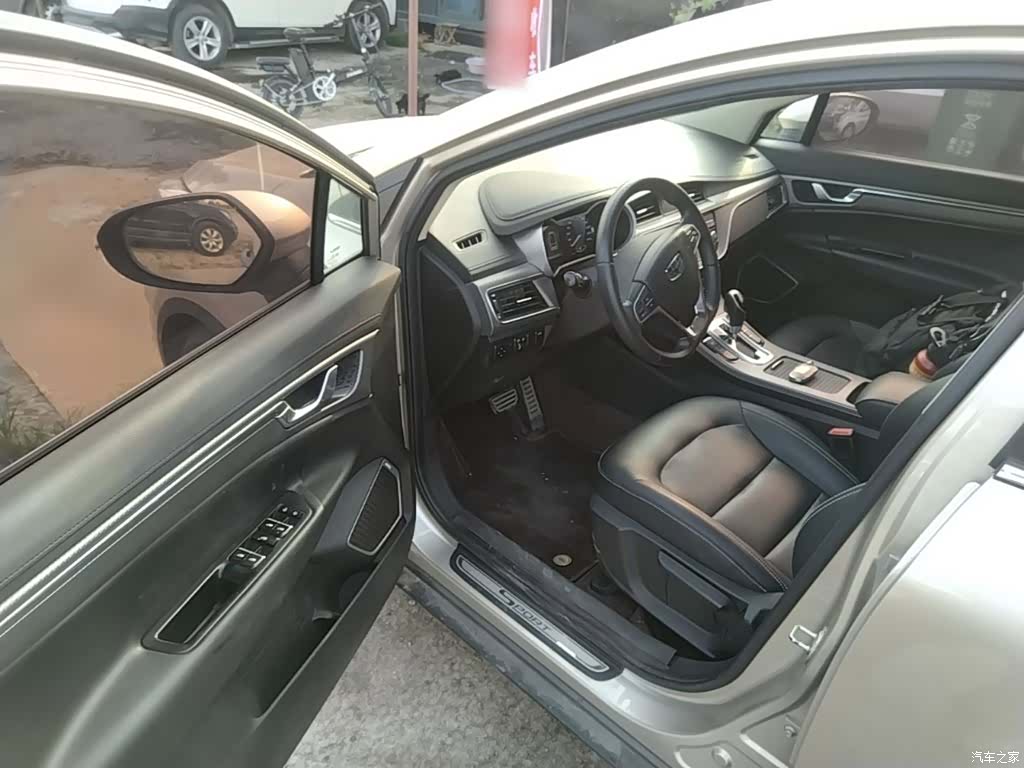 Geely Emgrand, 2017 16